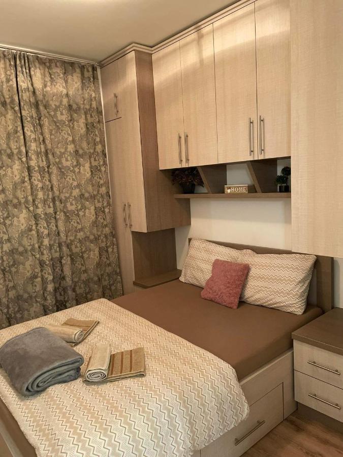 Apartman Sims Bijeljina Buitenkant foto